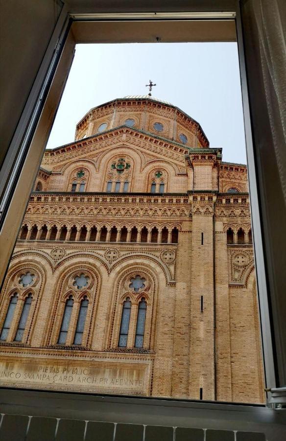Camera E Bagno Privato A 3 Minuti Dalla Stazione Boloňa Exteriér fotografie